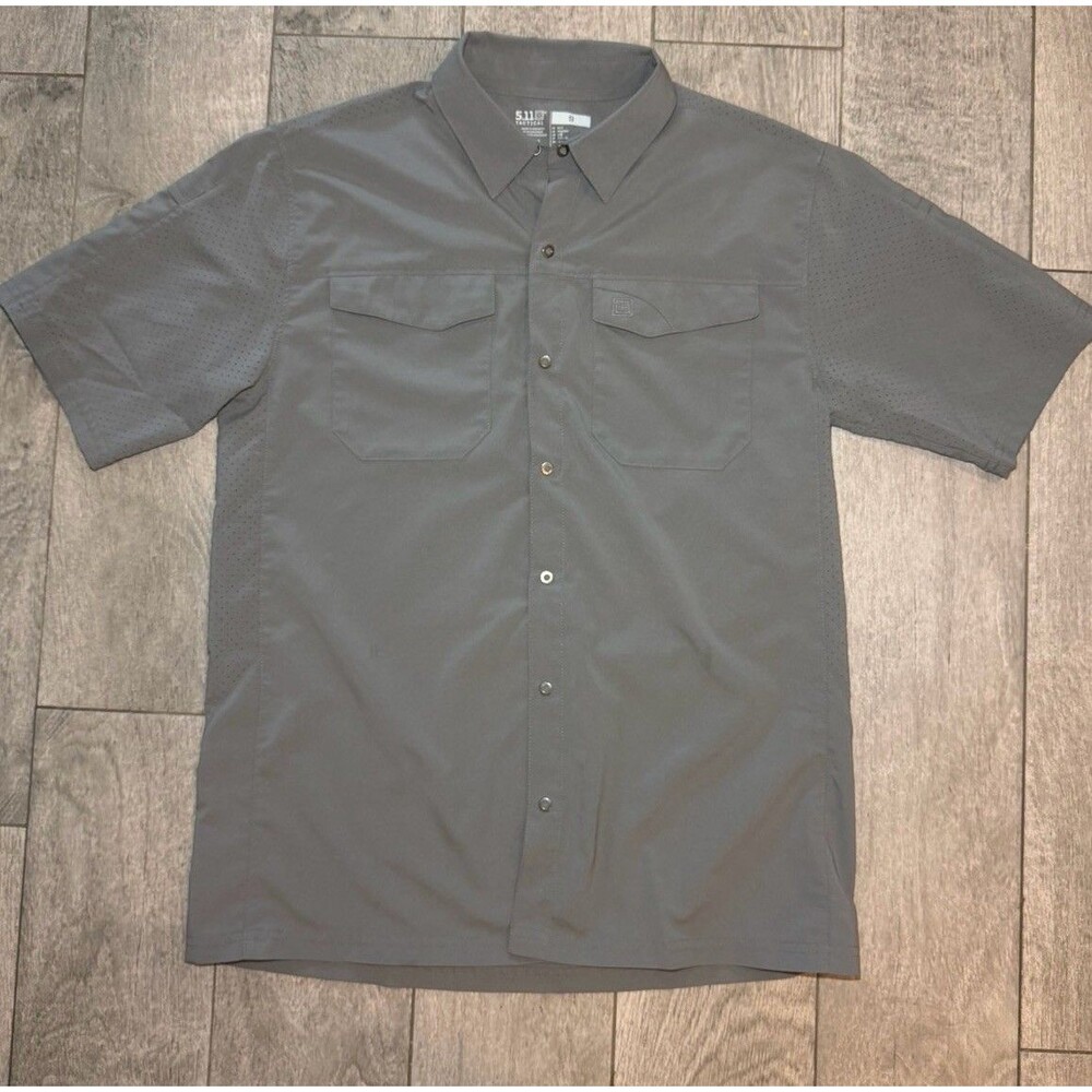 5.11 Tactical Freedom Flex Short Sleeve Shirt Men's S Black Snap Pockets EUC